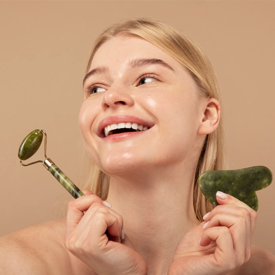 LINE La Rose Gallery