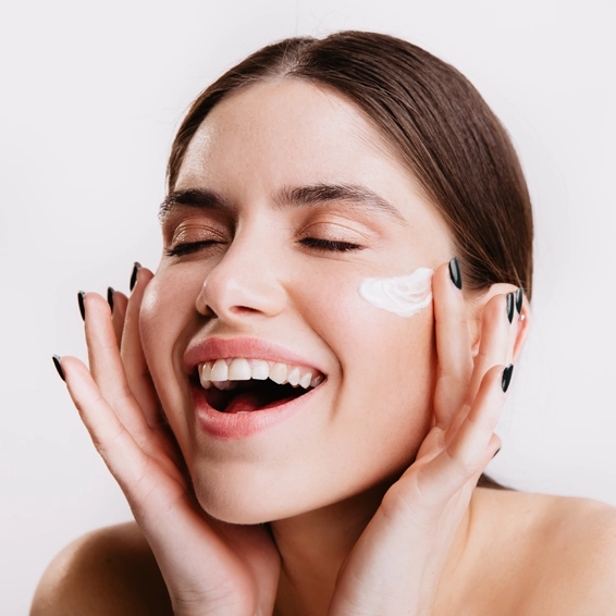 LINE La Rose Gallery